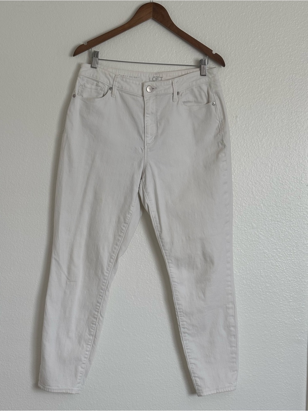 LOFT White Curvy Skinny Jeans - Clean High-Rise Silhouette
